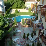 Castle House 4* Balatonfured