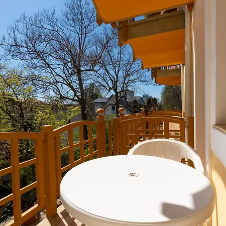 Guest house Castle House