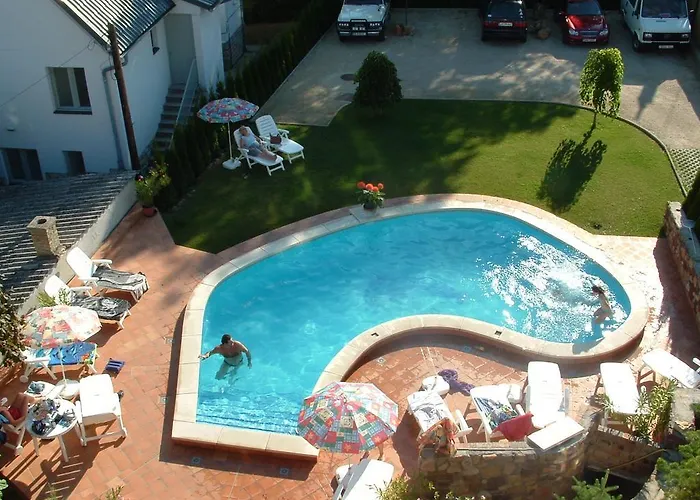 Vendégház Castle House